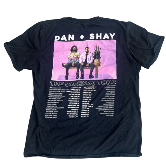 Dan + Shay Official The Arena Tour 2021 Merchandise Size Medium T-Shirt Tee - Picture 1 of 6